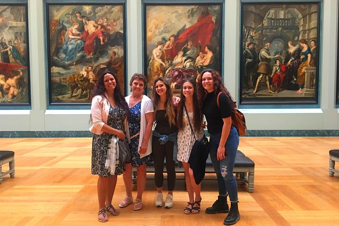 Paris Kids and Families Skip-the-Ticket-Line Private Louvre Tour - Navigating the Louvre With Ease