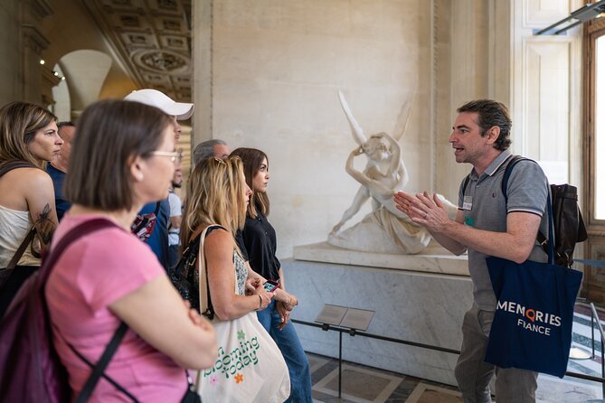 Paris Louvre Museum Skip the Line Must-Sees Guided Tour - Getting to the Meeting Point