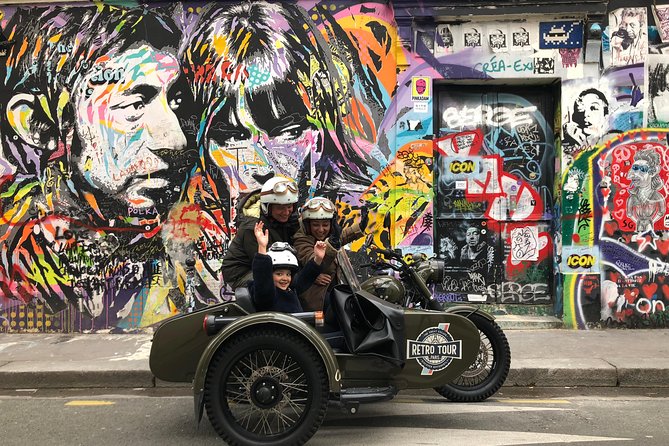 Paris Vintage Private City Tour on a Sidecar Motorcycle - Navigating the Streets of Paris