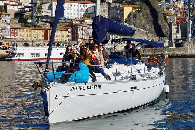 Porto: Private Douro River Cruise for up to 8 People With Wine Tasting - Exploring the Douro River