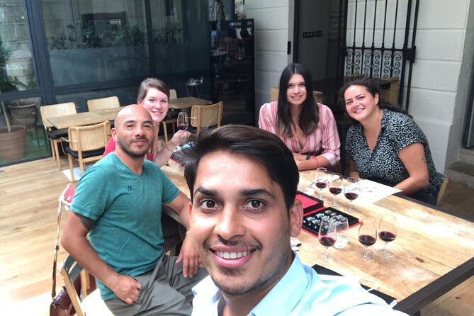 Professional - Bordeaux Wine and Cheese Tasting With a Walking Tour - Savoring the Wine and Cheese Tasting