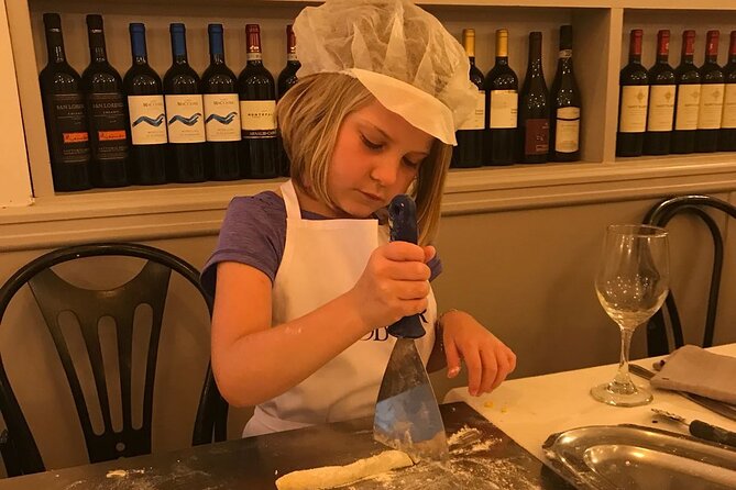 Rome Pasta and Tiramisu Class - Ravioli & Fettuccine & Fine Wine - Highly Rated by Participants