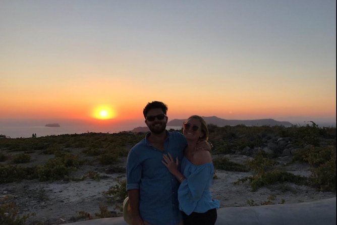Santorini Sunset Wine Tour With Santo Winery Views - Savoring the Flavors of Santorini