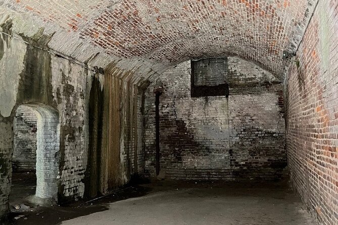 Savannah Slavery to Freedom Guided History Tour - Reviewing the Tour Experience