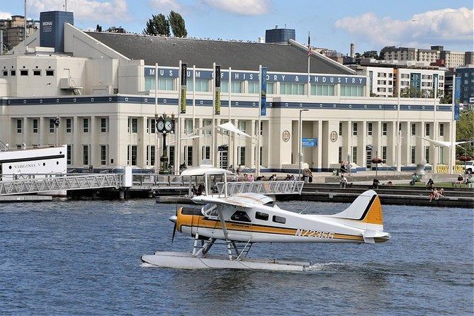 Seattle Locks Cruise - Educational Insights and Narration