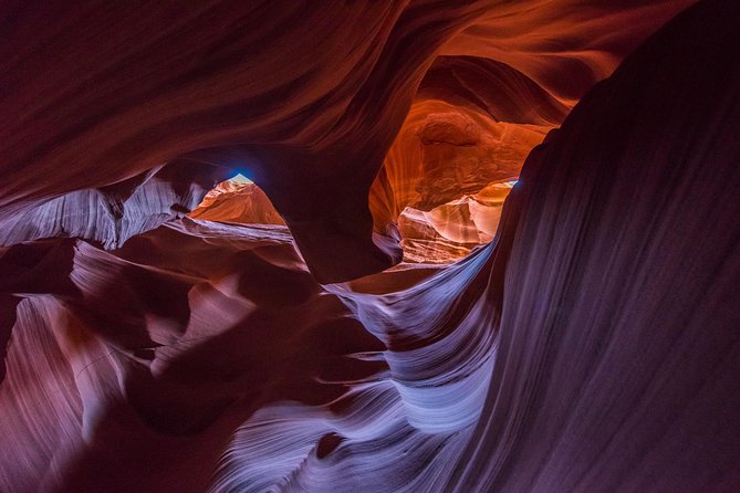 Secret Antelope Canyon & Horseshoe Bend Tour - Exploring the Secret Antelope Canyon