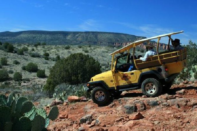 Sedona Jeep Tour Private 2-hour Lil Rattler Off-Road - Capturing Scenic Photography Opportunities