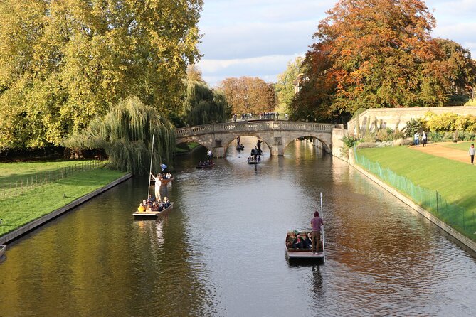 Shared Punt Tour - Cambridge - Accessibility and Safety Considerations