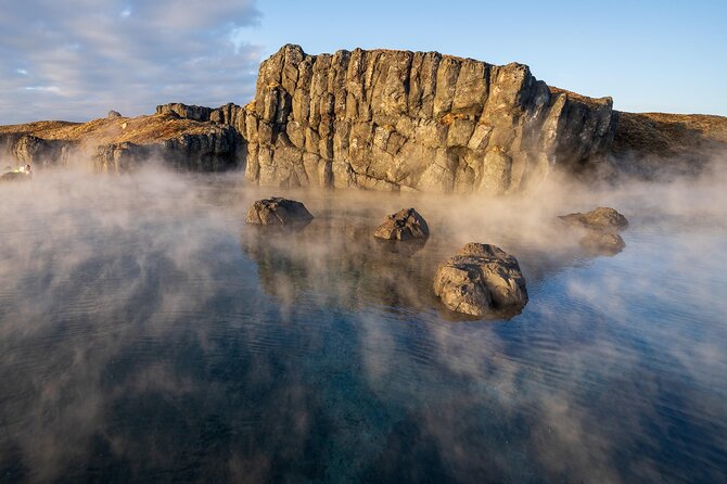 Sky Lagoon With Skjól Ritual Spa and Transfers From Reykjavik - Accessibility and Sustainability Efforts