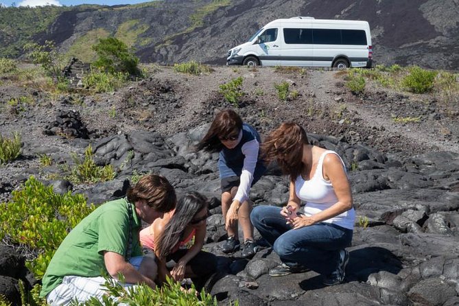 Small Group Big Island Twilight Volcano and Stargazing Tour - Exploring the Big Islands Natural Wonders