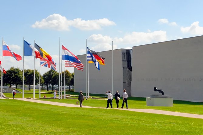 Small Group Guided D-Day Tour and Mémorial De Caen Museum - Exploring the Mémorial De Caen Museum