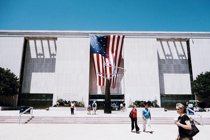 Smithsonian Museum of American History Exclusive Guided Tour - Security Measures