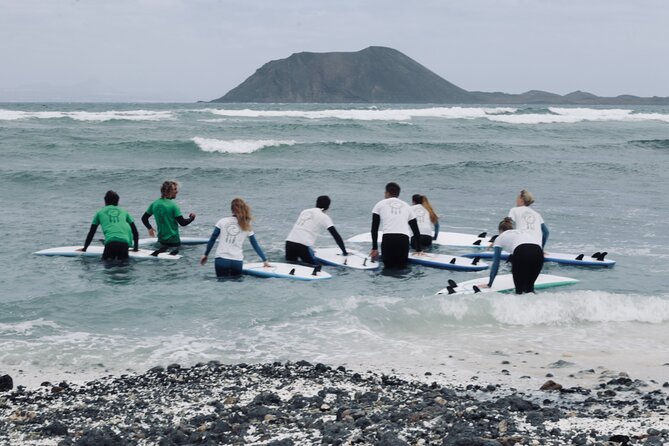 Surf Lessons for Beginners and Intermediates (6 People per Instructor) - Professionalism and Instructor Support