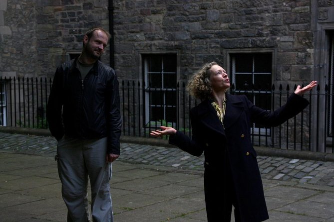 The Edinburgh Literary Pub Tour - Audience Engagement and Interaction