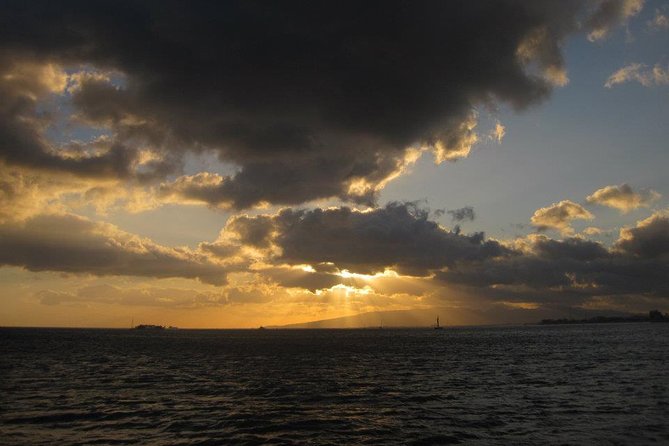 Waikiki Sunset Cocktail Cruise Including Drinks and Appetizers - Customer Reviews and Ratings