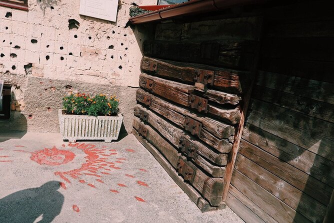War in Bosnia and Yugoslavia Study Tour With Tunnel of Hope - Immersive Experiences: Guides and Their Personal Narratives