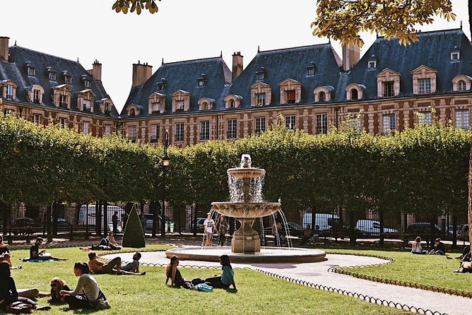 #1 Marais & Jewish Quarter | Satisfaction Guaranteed! | 12ppl Max - Knowledgeable Guides and Personalized Experiences