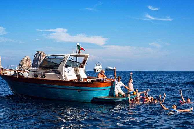 Amalfi Coast Boat Tour From Sorrento With Positano Visit - Customer Reviews and Experiences