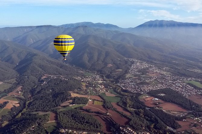 Balloon Ride Over Catalonia With Optional Pick-Up From Barcelona - Booking and Cancellation Policy