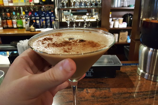 Cocktails & Cannoli: Bostons North End Dessert Tour - Satisfying Sweet Cravings