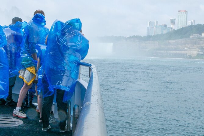 Daredevil Walking Tour With Maid of the Mist & Cave of the Winds - Panoramic Views From the Observation Deck