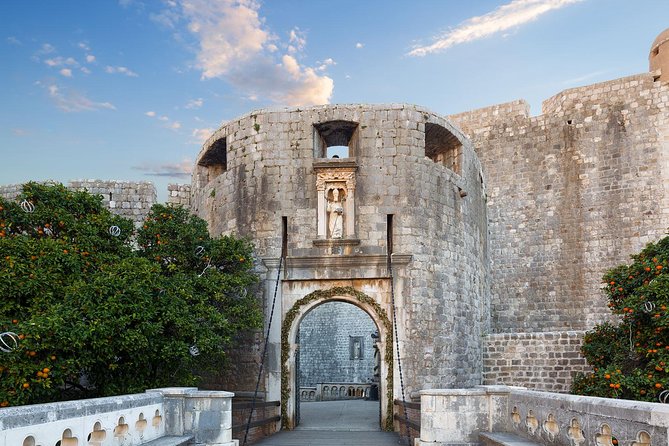 Dubrovnik Guided Group Tour With Ston Oyster Tasting From Split & Trogir - Navigating the Group Tour Logistics