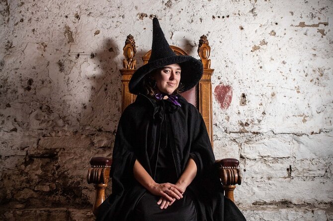 Edinburgh Witches Old Town Walking Tour & Underground Vault - Booking Information and Practical Considerations