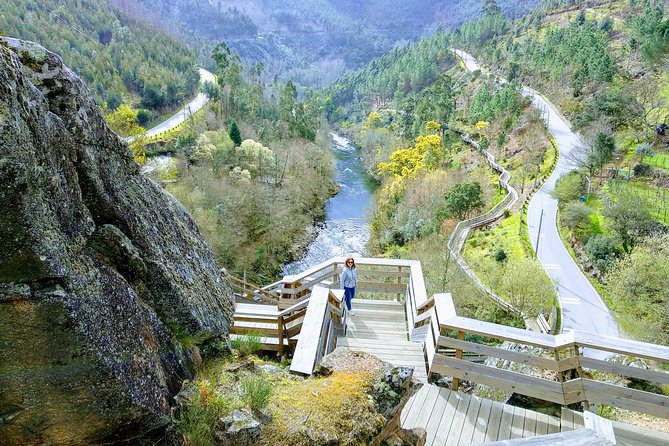 From Porto: Aveiro, Paiva Walkways, Suspension Bridge and Lunch - Visiting the Picturesque Costa Nova