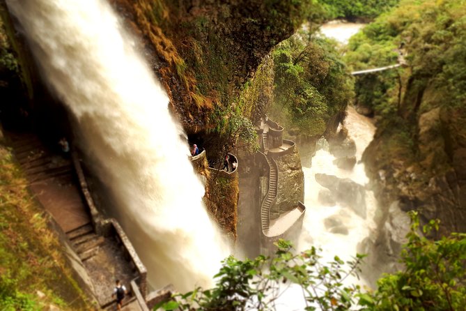 Full Day Baths - Discovering the Pailón Del Diablo Waterfall
