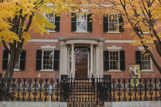 History and Hauntings of Salem Guided Walking Tour - Significant Landmarks and Attractions