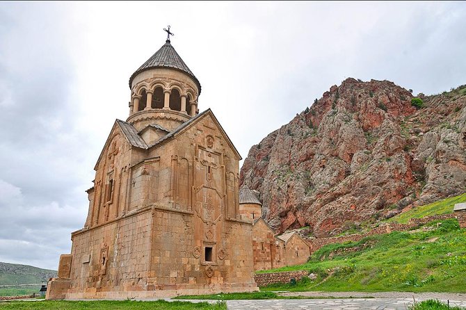 Khor Virap, Noravank, Hin Areni Wine Tour, Tasting and Birds-Cave - Lunch and Local Cuisine