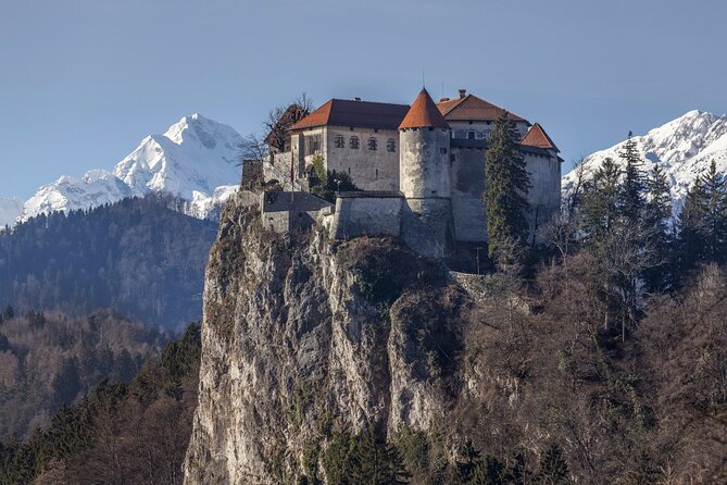 Ljubljana: Lake Bled Experience Small Group Half-Day Tour - Visiting Bled Castle and Enjoying the Views
