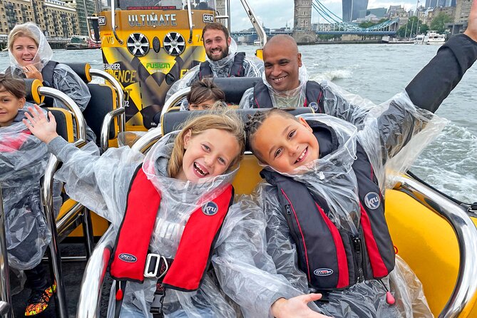 London Landmarks Sightseeing Tour & Speedboat Ride - 45 Minutes - Staff Interactions and Guest Experience