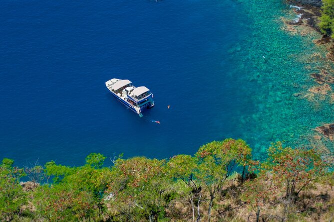 Luxury Kona Coast Snorkel Tour Including Lunch - Tour Crew and Guides