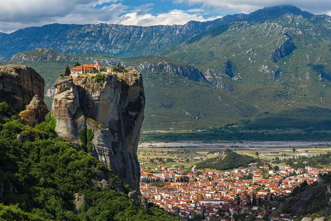 Meteora Day Trip With Multilingual Audioguide & Lunch - Preparing for the Meteora Day Trip