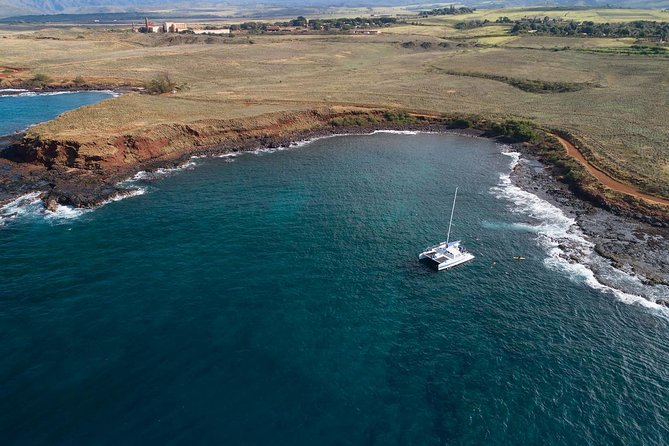 Na Pali Coast Kauai Snorkel and Sail - Sailing on a Catamaran Through Tranquil Waters