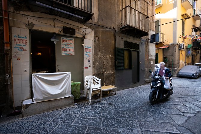 Naples Historical and Street Art Walking Tour - Navigating the Tour and Customer Service