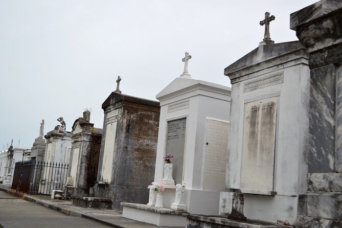 New Orleans Cemetery Bus Tour After Dark - Unique Aspects of the Tour