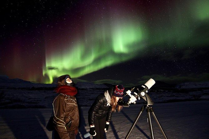 Northern Lights and Stargazing Small-Group Tour With Local Guide - About the Northern Lights and Stargazing
