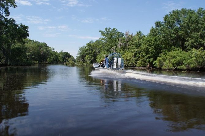 Oak Alley Plantation and Large Airboat Swamp Tour From New Orleans - Seamless Transportation and Logistics