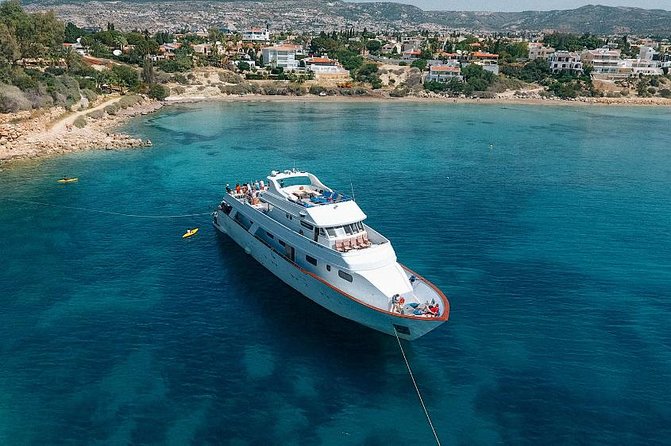 Ocean Flyer VIP Cruise From Paphos Adults Only - Onboard Activities and Amenities