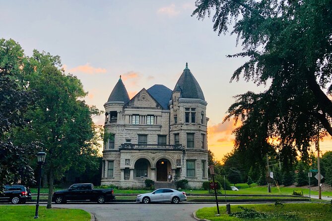 Old Louisville Ghost Tour as Recommended by The New York Times @ 4th and Ormsby - Important Information and Safety Considerations