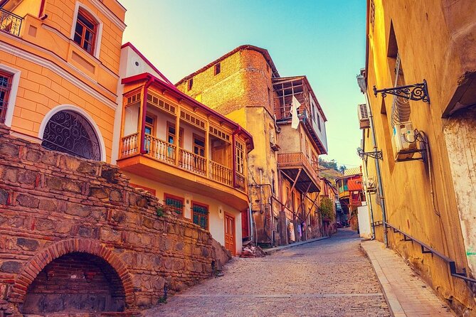 Old Tbilisi Tour – Private Walking Tour With Wine-Tasting - Discovering the Cultural Highlights of Tbilisi