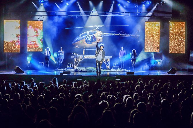 Reza Edge of Illusion Show in Branson - Performer Spotlight and Attraction Highlights