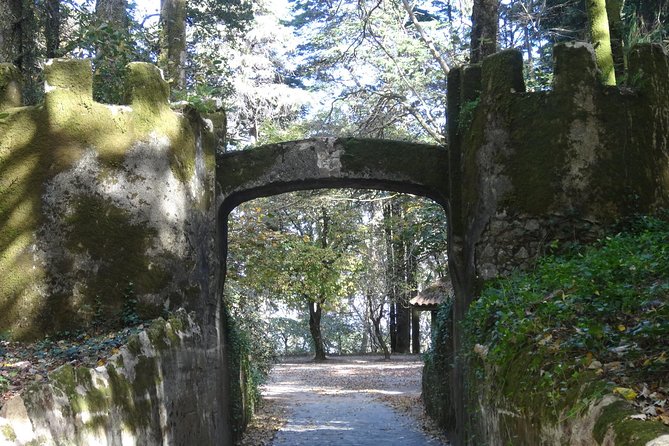 Sintra and Cascais Private Tour With Pena Palace Ticket Included - Guide and Traveler Feedback