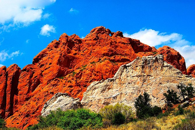 Small Group Tour of Pikes Peak and the Garden of the Gods From Denver - Discovering Manitou Springs