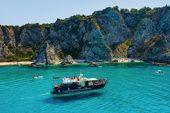 Tour of the Costa Degli Dei by Boat, 3 Hours With Aperitif Included - Exploring the Stunning Rock Formations