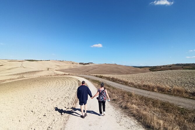 Val Dorcia Brunello Wine Tour With Montalcino and Montepulciano - Visiting Pienza and Pecorino Cheese