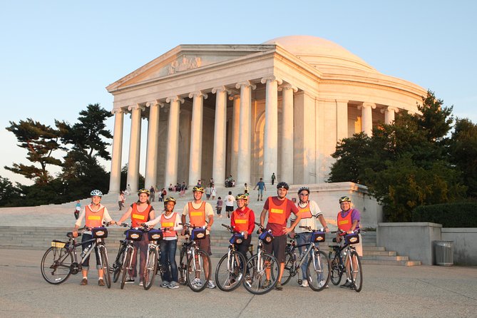 Washington DC Sites at Night Guided Bicycle Tour - Customer Experiences and Feedback