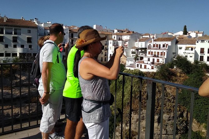 White Villages and Ronda Guided Day Tour From Seville - Exploring the White Villages